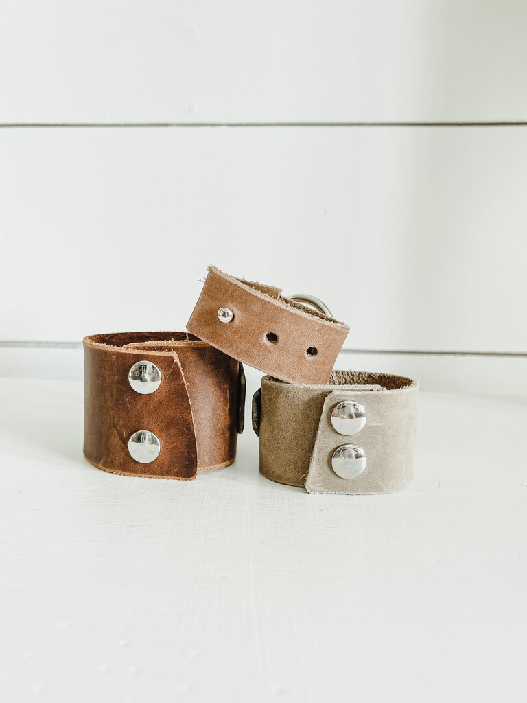 LEATHER CUFFS