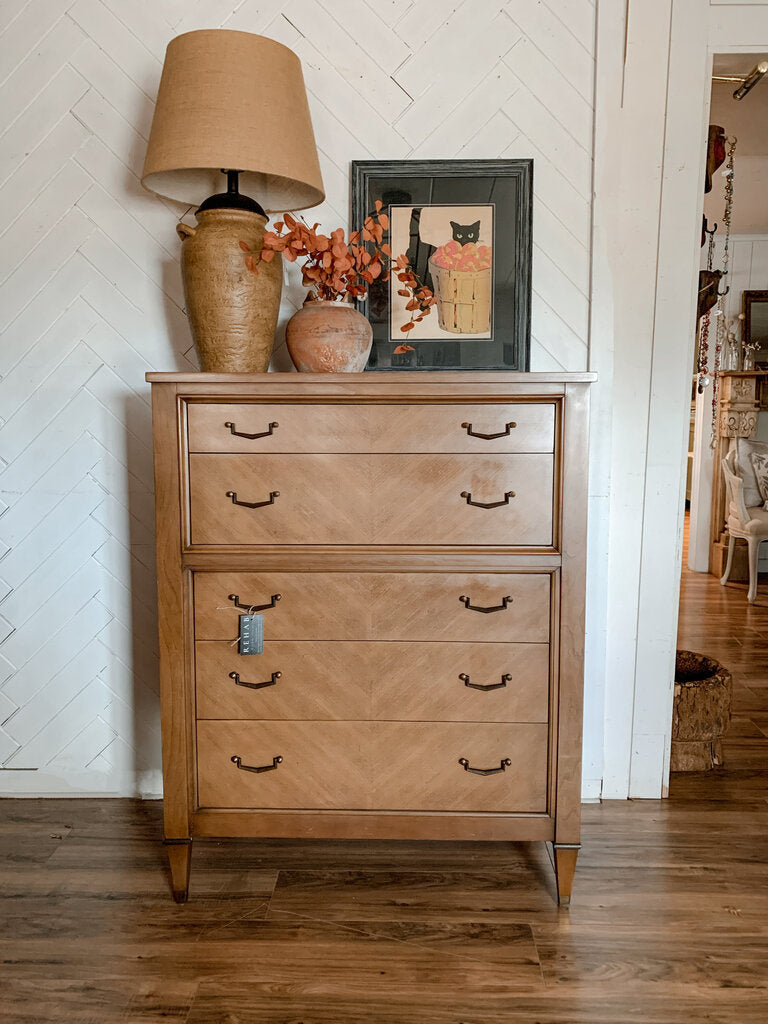 VINTAGE WOOD DRESSER CHEST 38 x 48